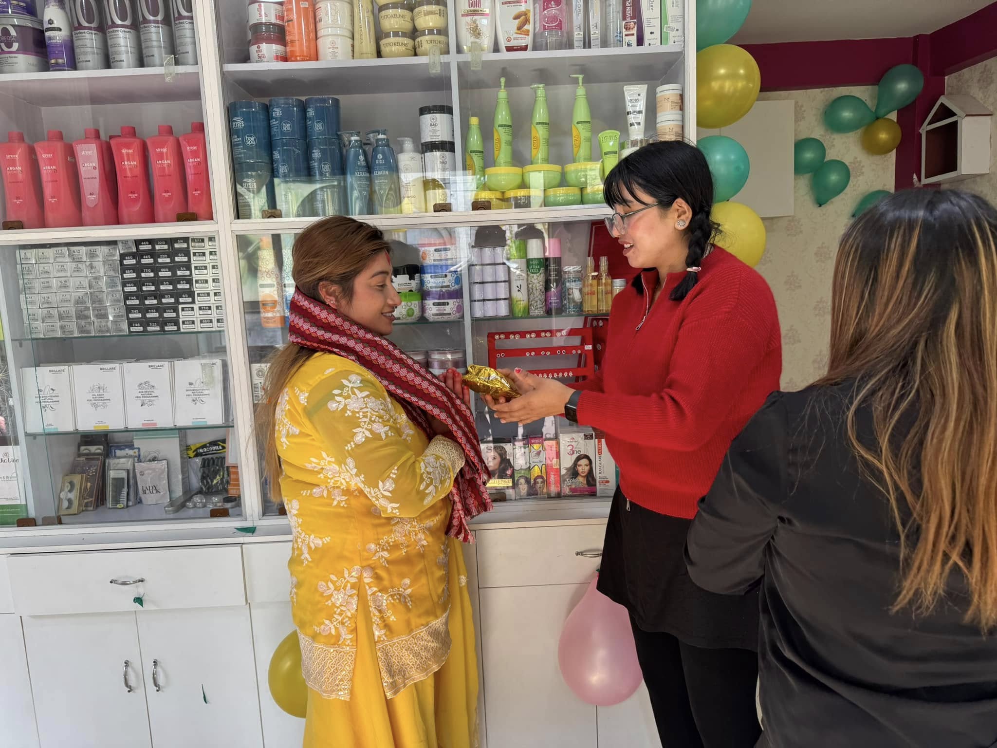 Blush Beauty Makeup Studio Gallery Image
